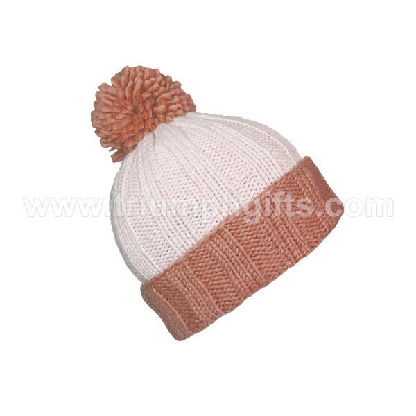 Custom Cable Bobble Hats - 图片 3